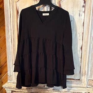 NaNa Elegant Black Tiered Tunic